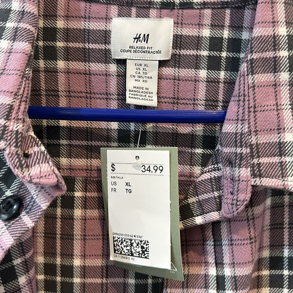 Pink plaid H&M long sleeve - Picture 2 of 3